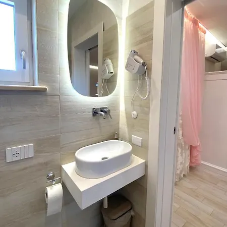 Piazza Veneto House شقة