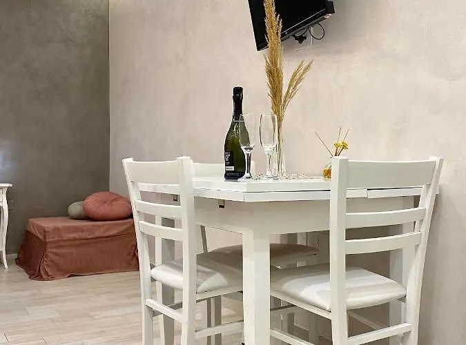 Piazza Veneto House Tropea